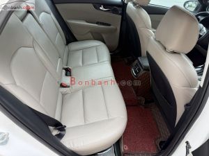Xe Kia Cerato 1.6 AT Luxury 2019