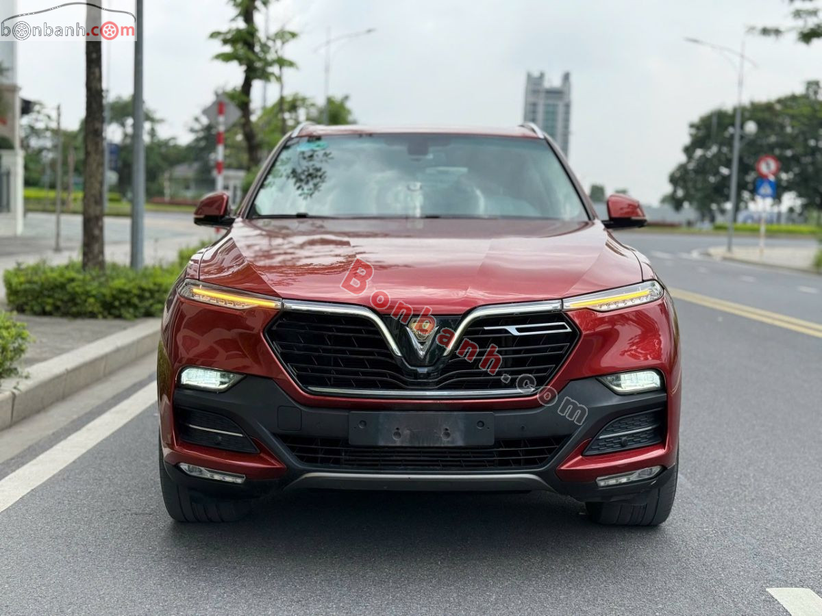 VinFast Lux SA 2.0 Premium 2.0 AT 2020