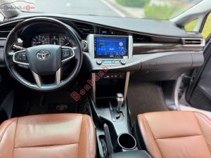 Xe Toyota Innova 2.0V 2017