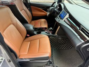 Xe Toyota Innova 2.0V 2017