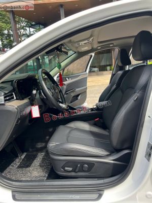 Xe Kia K5 Premium 2.0 AT 2022
