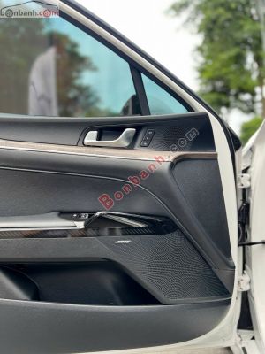 Xe Kia K5 Premium 2.0 AT 2022