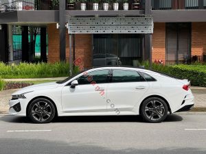 Xe Kia K5 Premium 2.0 AT 2022