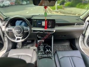 Xe Kia K5 Premium 2.0 AT 2022