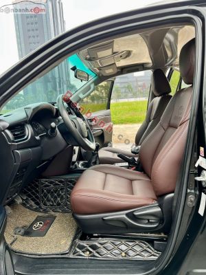 Xe Toyota Fortuner 2.4G 4x2 MT 2019