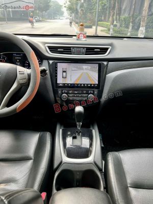 Xe Nissan X trail 2.5 SV 4WD 2016