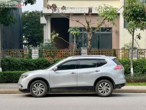 Xe Nissan X trail 2.5 SV 4WD 2016