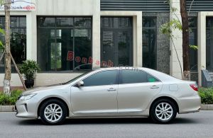 Xe Toyota Camry 2.0E 2015