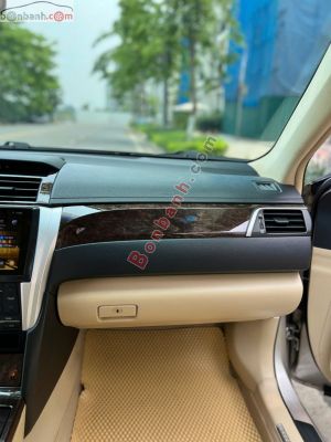 Xe Toyota Camry 2.0E 2015