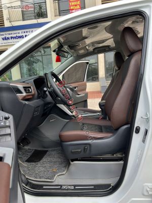 Xe Toyota Innova Cross 2.0G CVT 2025