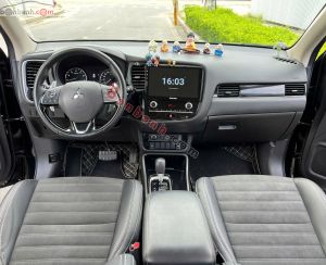 Xe Mitsubishi Outlander 2.0 CVT 2022