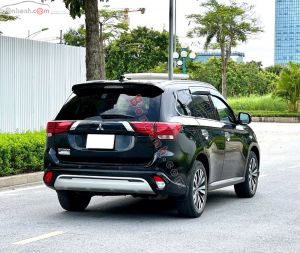 Xe Mitsubishi Outlander 2.0 CVT 2022