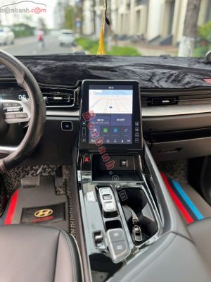 Xe Hyundai Custin Tiêu Chuẩn 1.5T 2025